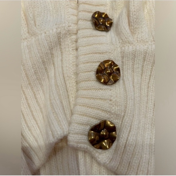 FARM Rio Cream Button-Up Cardigan - Picture 4 of 4